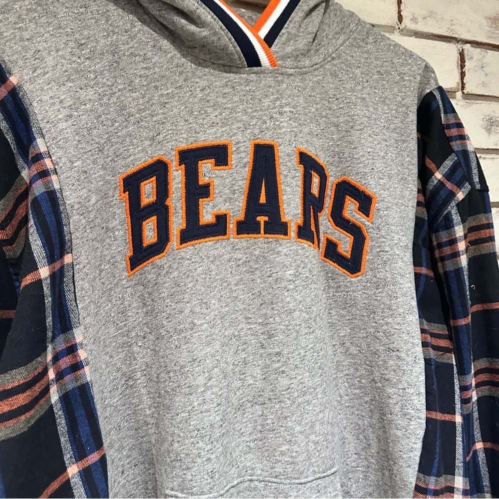 Chicago Bears Upcycled hooded sweatshirt flannel size medium - Picture 2 of 6